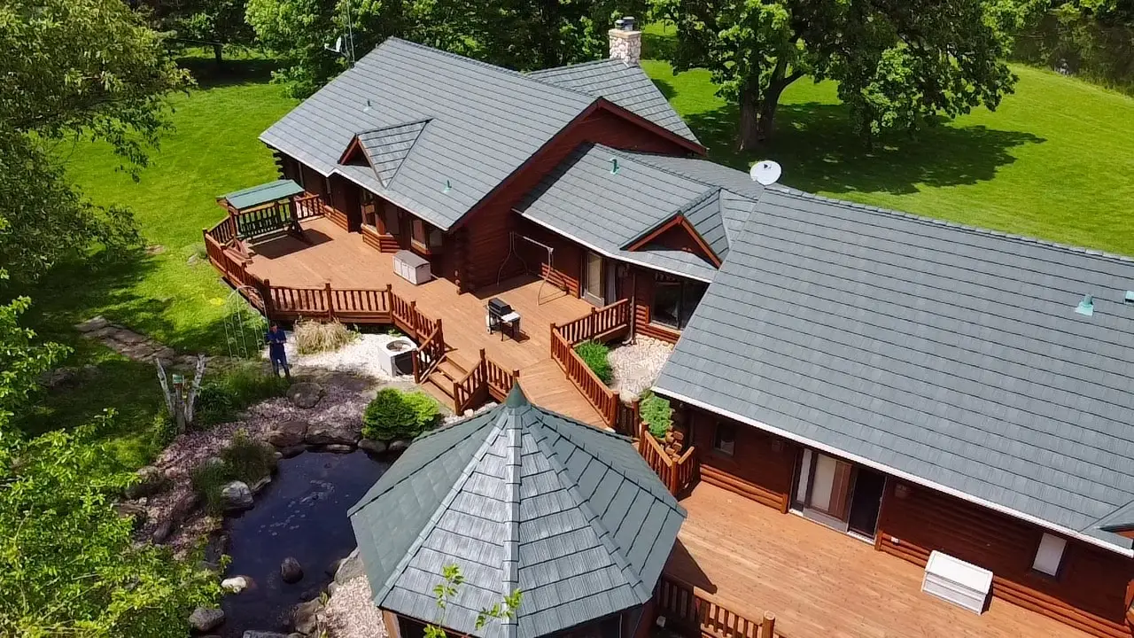 Ilil17008 Harvard Il 60033 Interlock Metal Roofing Hunter Green Aluminum Shake Roof Turret Porch