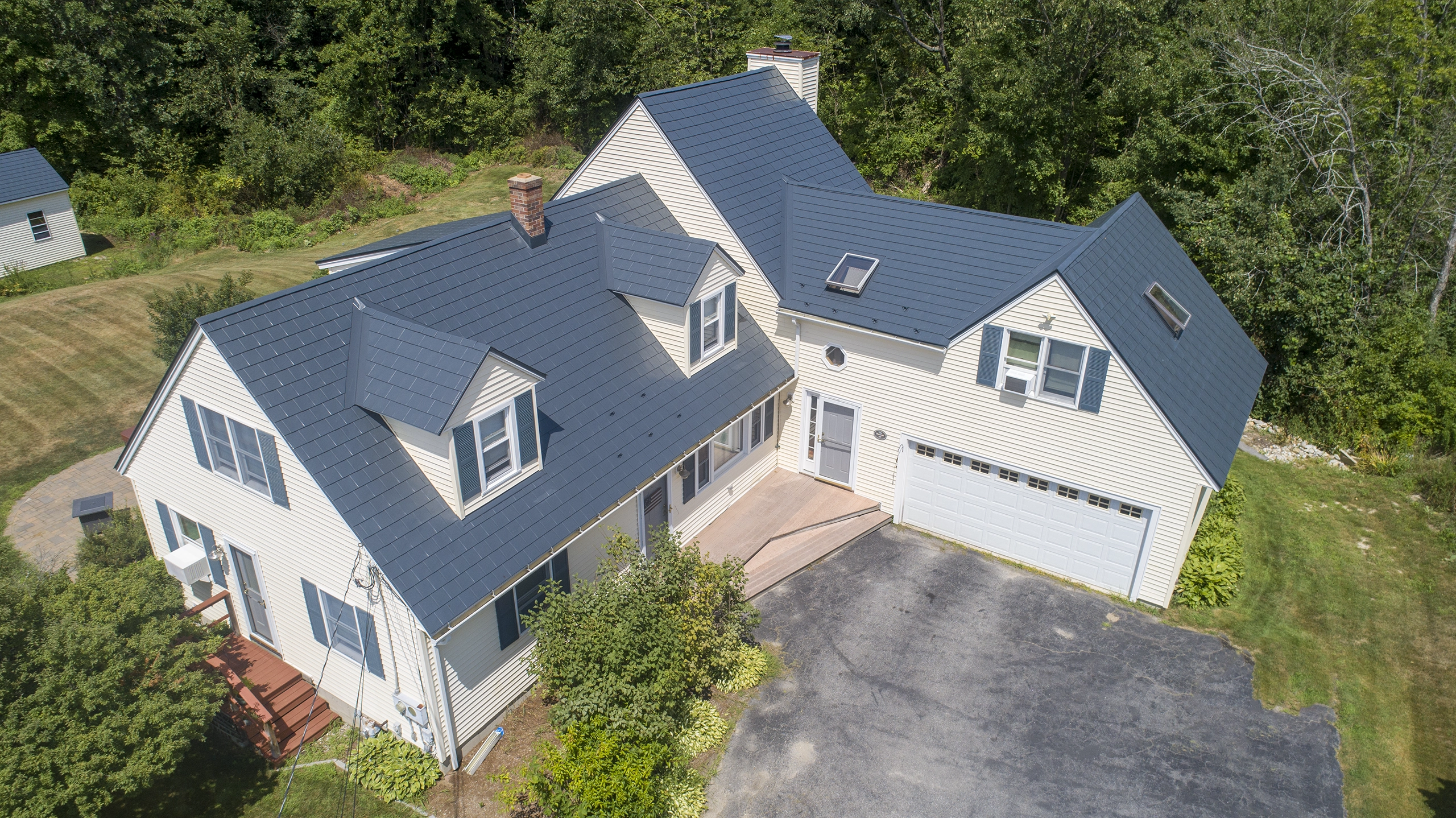 Interlock Slate Aluminum Metal Roof Deep Charcoal Hooksett Nh Us Aerial Nhne20007