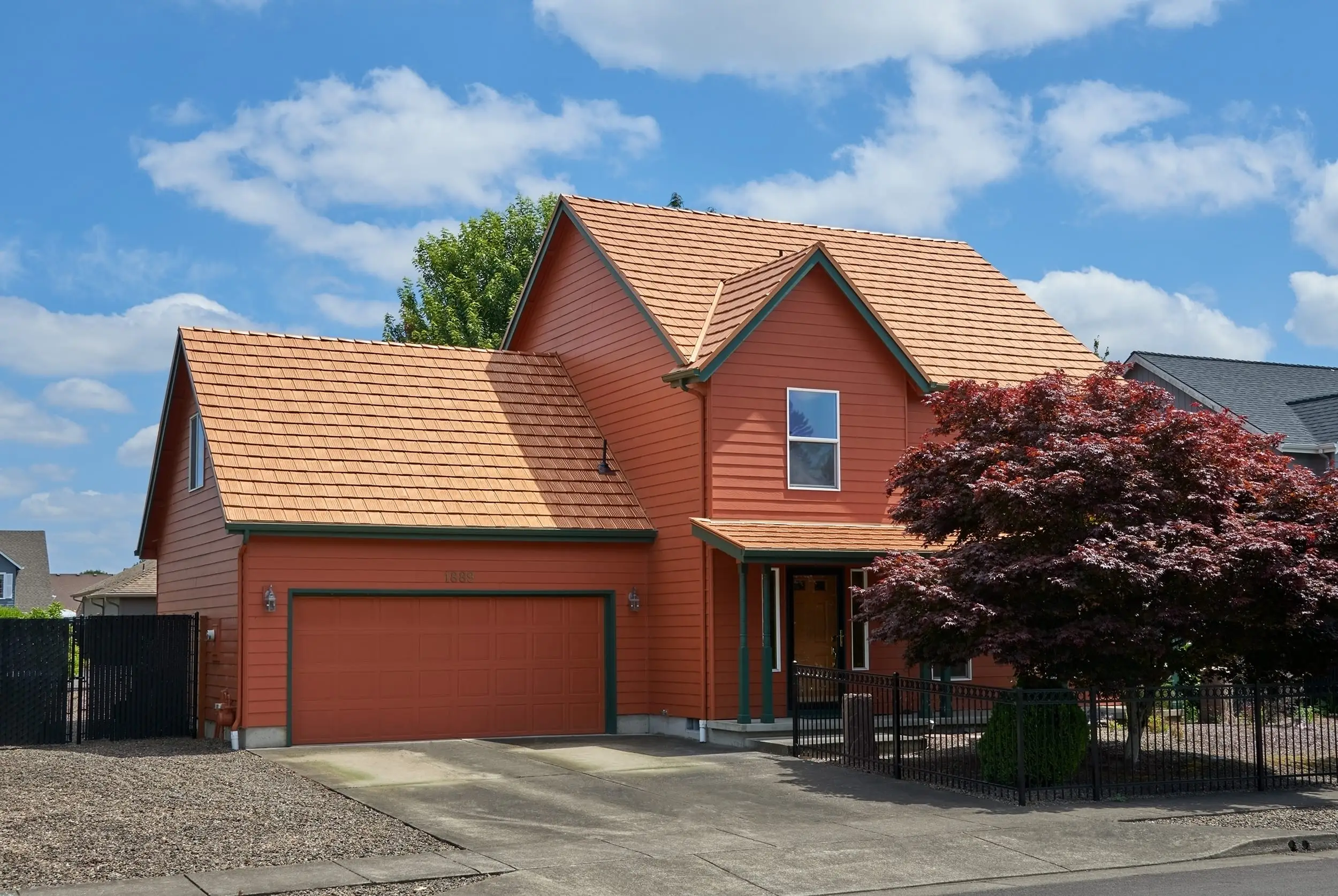 Albany, Or 97321 Interlock Metal Roofing Copper Penny Aluminum Shake Roof Frontyard